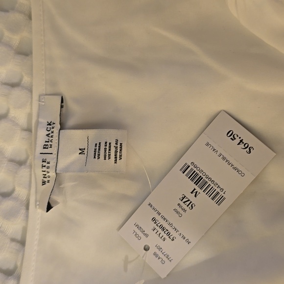 White blouse with floral burn-out design. - Picture 7 of 7